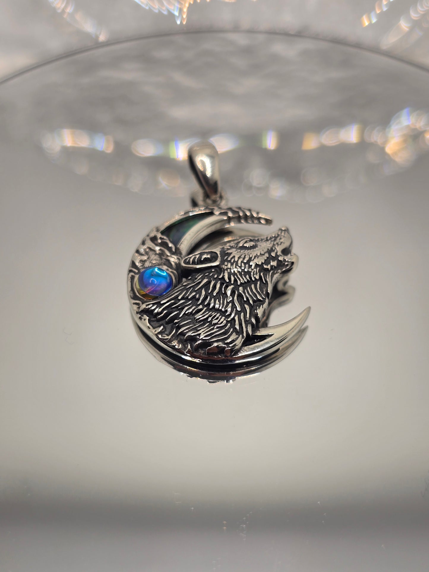 Howling Wolf Crescent Moon 925 Sterling Silver Abalone Shell Pendant