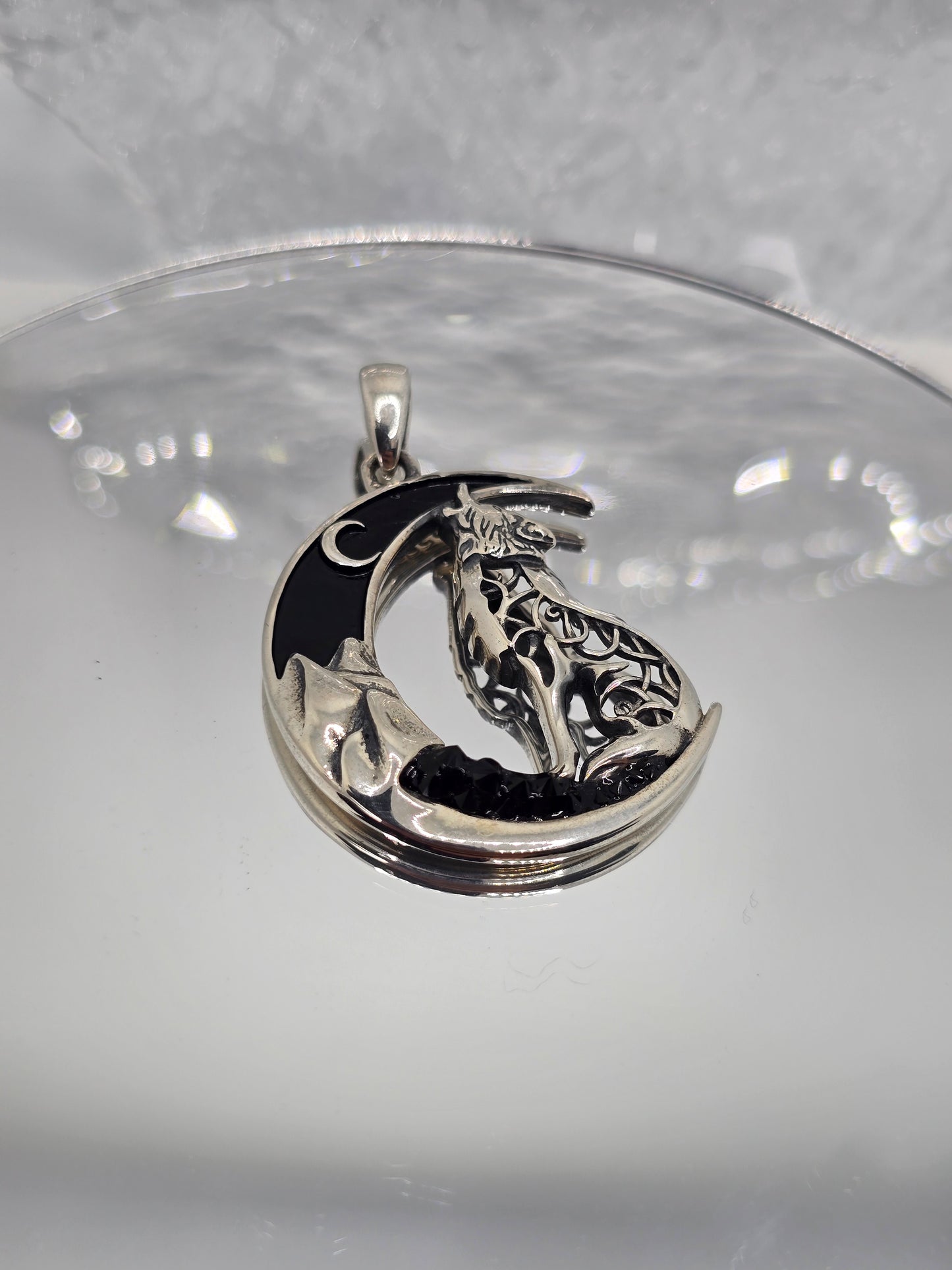 Celtic Wolf 925 Sterling Silver Knotwork Crescent Moon Black Zircon Pendant