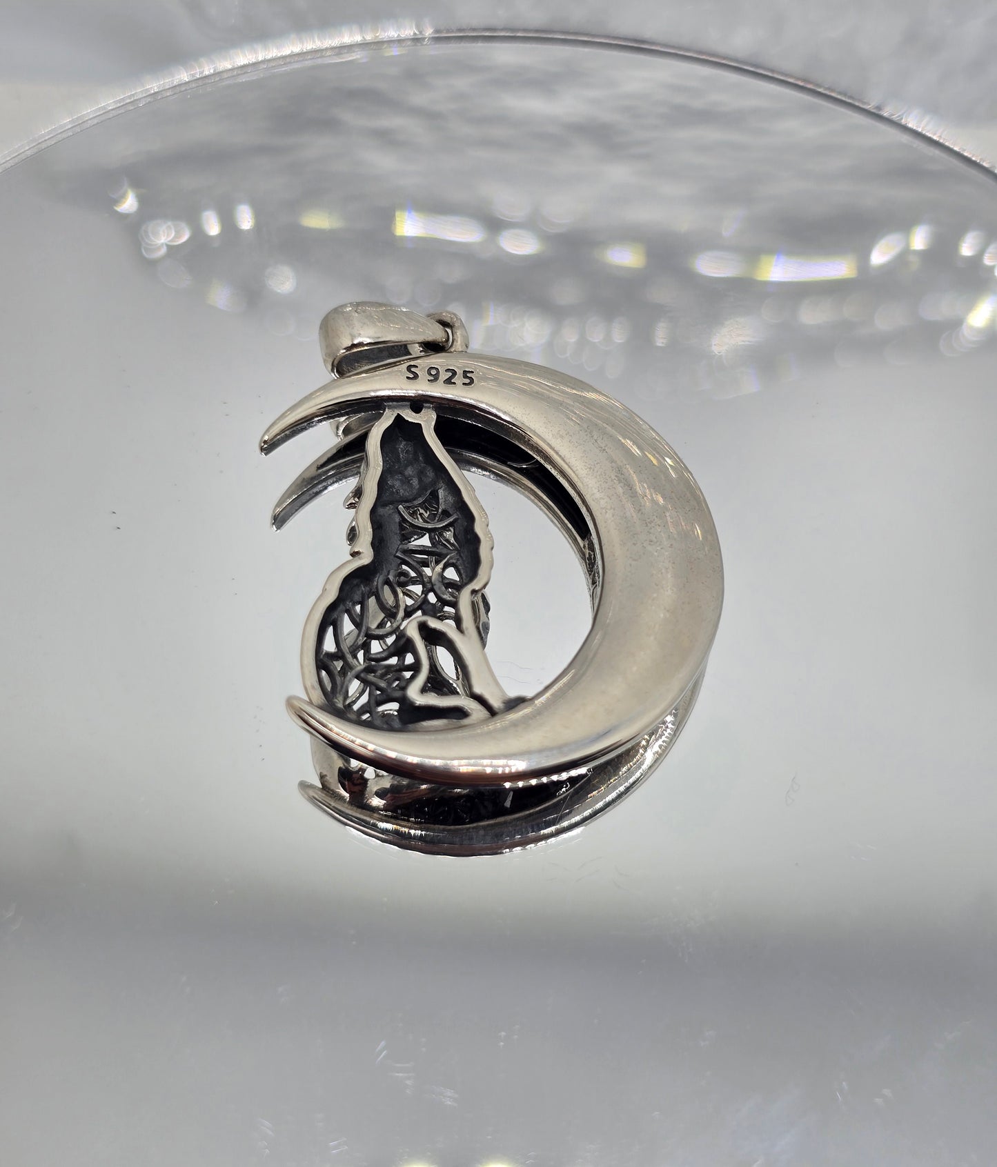 Celtic Wolf 925 Sterling Silver Knotwork Crescent Moon Black Zircon Pendant