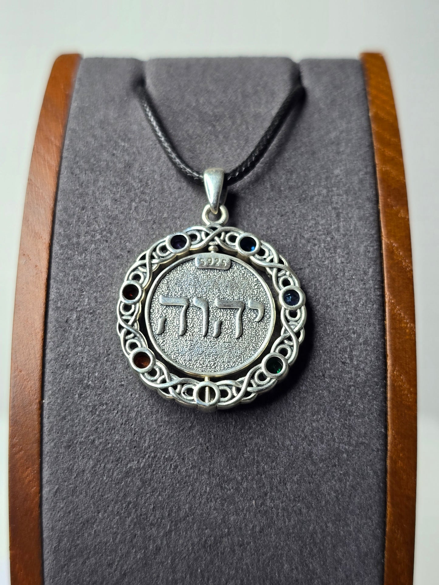 Rotatable Pentagram Pendant in 925 Sterling Silver with Chakra Stones