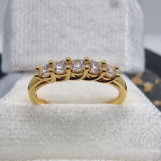  18k Gold Moissanite Ring with 2.3mm Stones Engagement Anniversaries