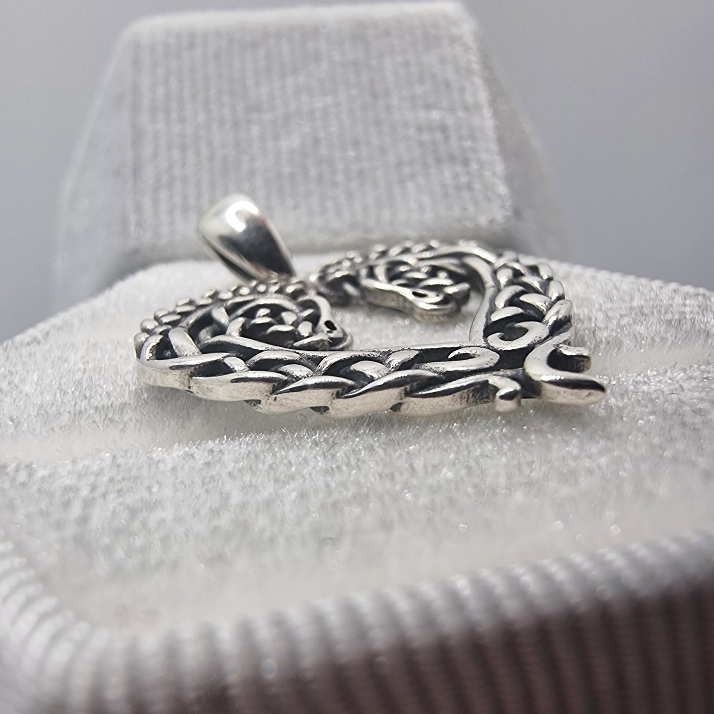 Celtic Horse Heart Knot Pendant 925 Sterling Silver Unique Jewelry Gift