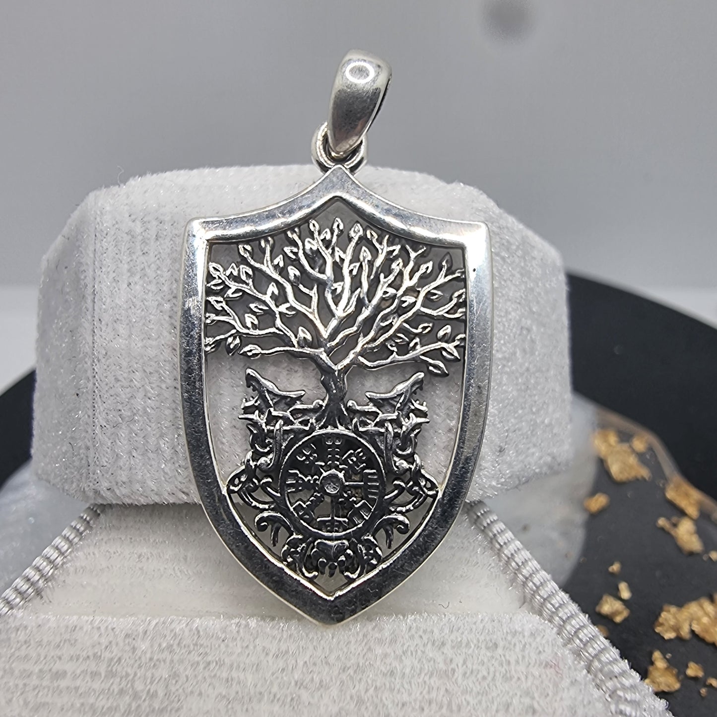 Yggdrasil Viking Tree of Life Wolf Crest Pendant 925 Sterling Silver Norse