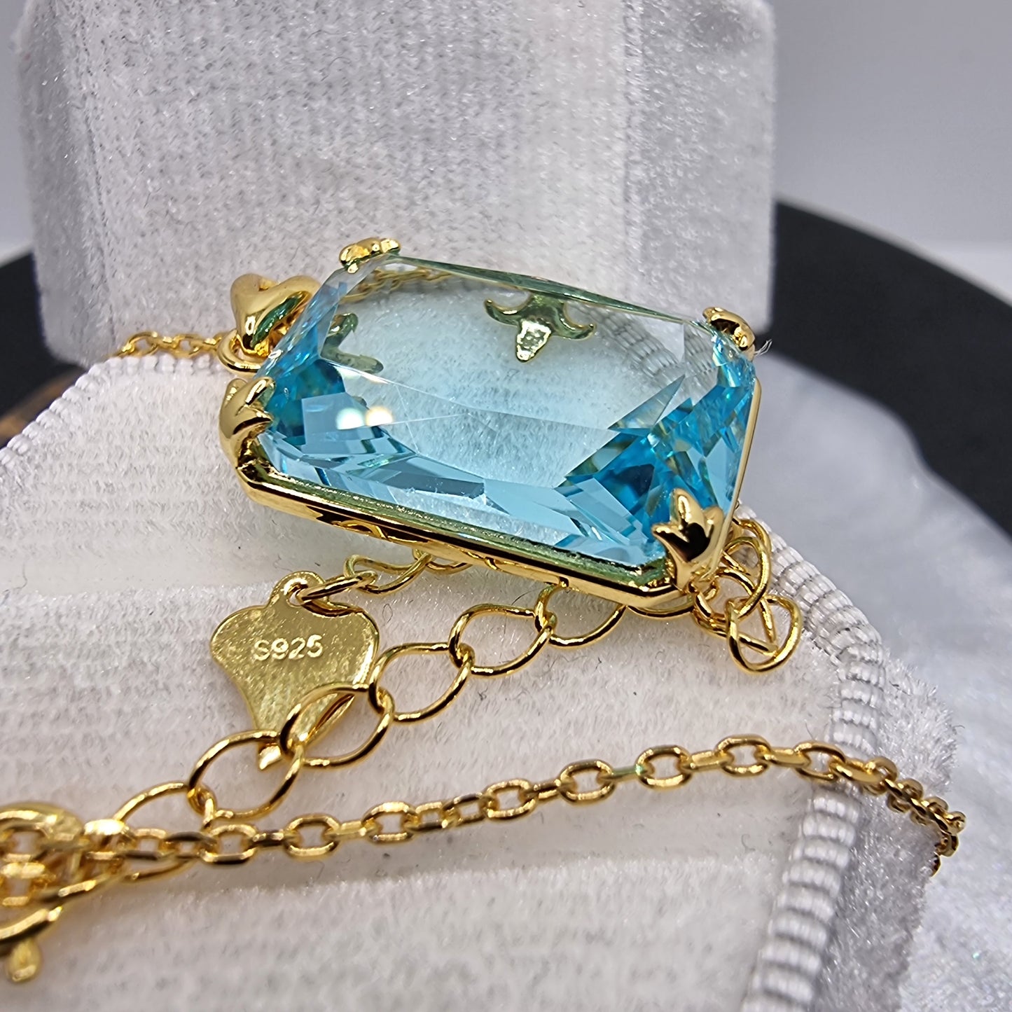 Aquamarine Viking 14K Gold VVS Pendant 925 Sterling Silver 45cm 18 inch Chain 