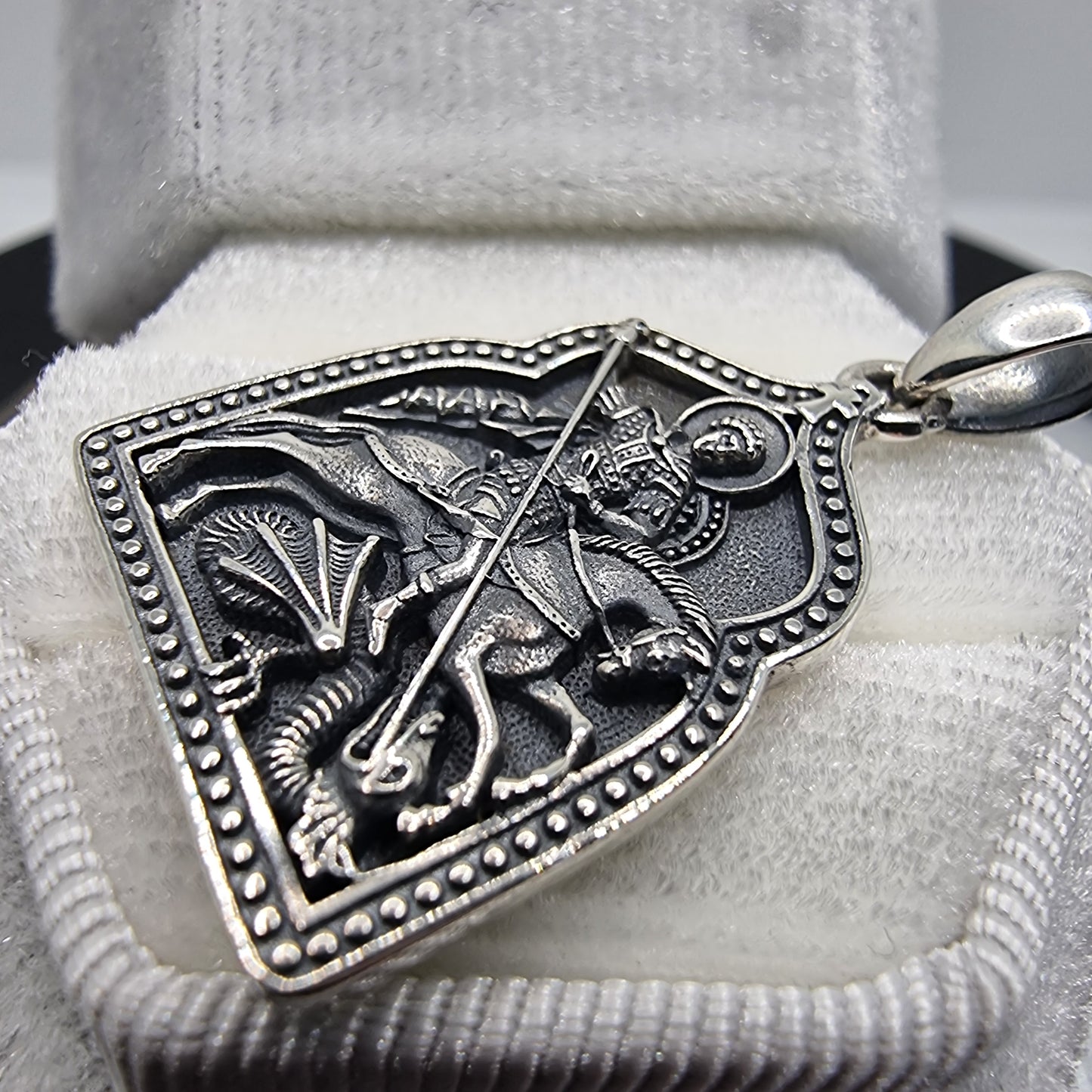 Saint George Slaying the Dragon Christian Pendant Icon 925 Sterling Silver