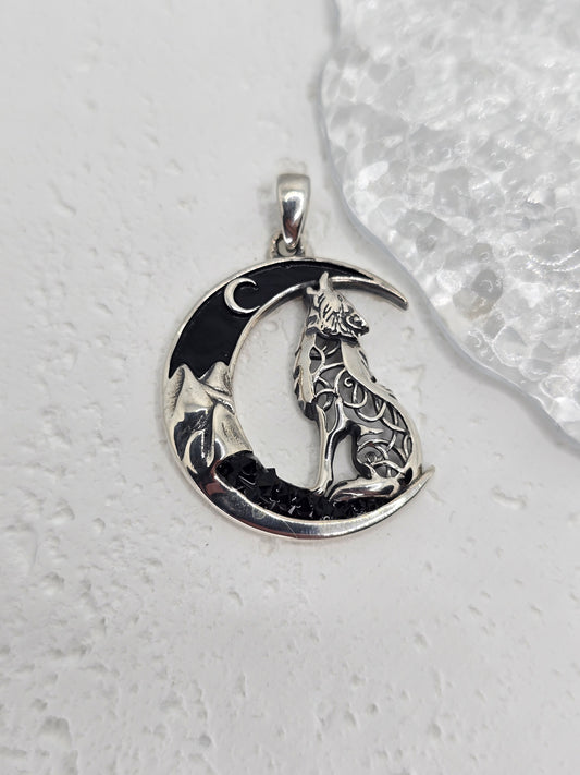 Celtic Wolf 925 Sterling Silver Knotwork Crescent Moon Black Zircon Pendant