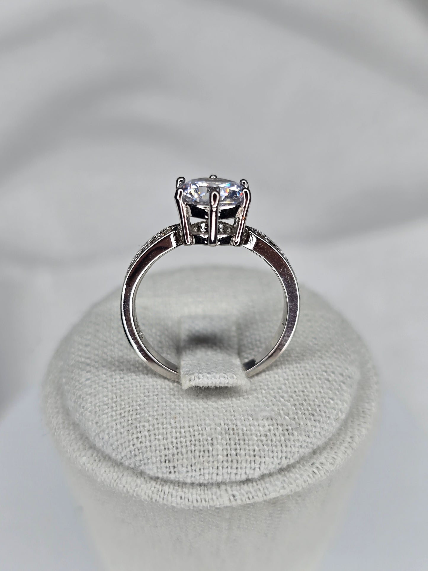 Moissanite Engagement Ring 925 Sterling Silver Round Cut Pavé Band size 6