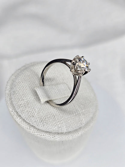 1 Carat Moissanite Engagement Ring in 925 Sterling Silver