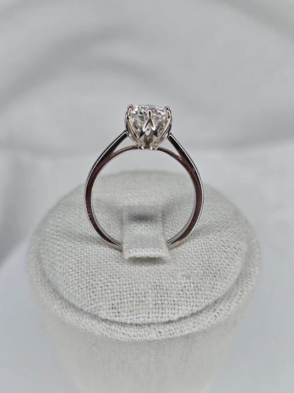 1 Carat Moissanite Engagement Ring in 925 Sterling Silver