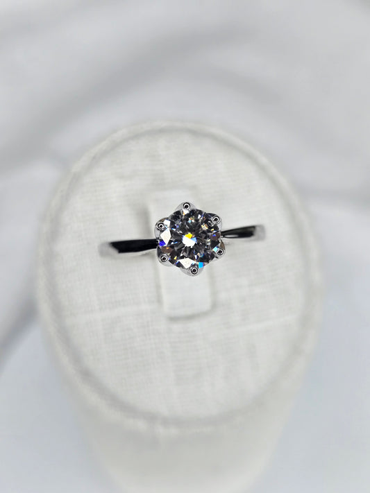 1 Carat Moissanite Engagement Ring in 925 Sterling Silver