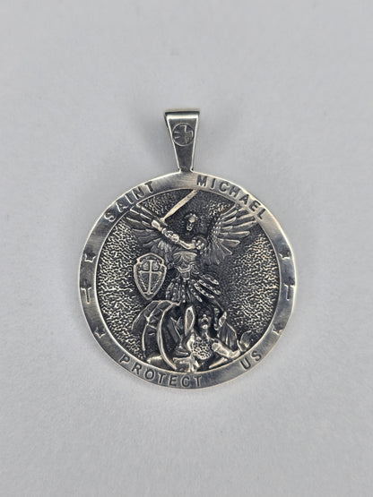 Anhänger mit Schutzamulett des Erzengels Michael aus 925er Sterlingsilber, Engel 