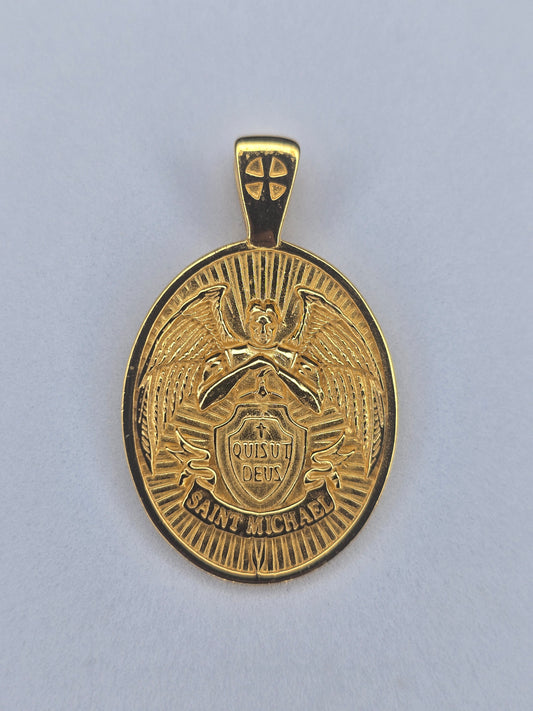 Saint Michael Archangel medal in 925 sterling silver with 18K gold plating and Quis Ut Deus shield