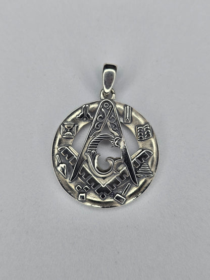 Freemason square and compasses pendant in solid 925 sterling silver with symbolic tools