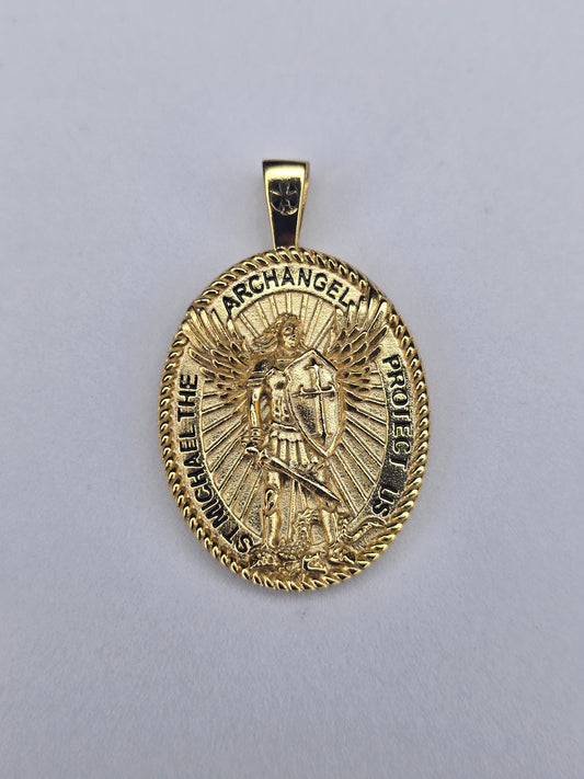 Saint Michael Archangel pendant in 925 sterling silver with 18K gold plating front view