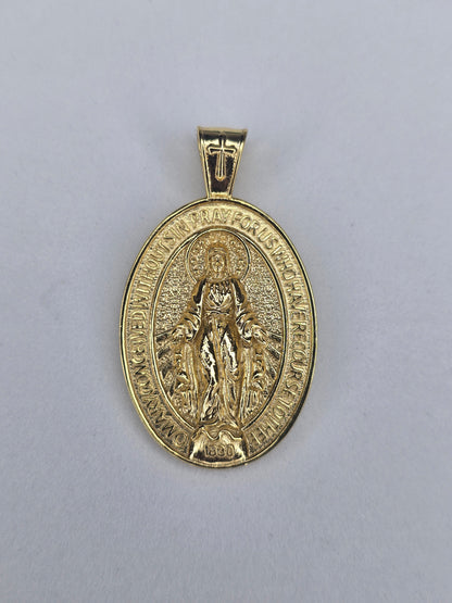 Miraculous Medal pendant in 925 sterling silver with 18K gold plating Our Lady of Grace front