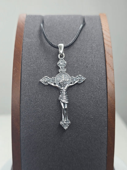 Anhänger mit Kruzifix des Heiligen Benedikt, 925er Sterlingsilber, Kreuzmedaille, Amulett für Schutz und Glauben