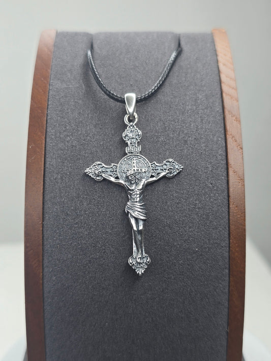 Anhänger mit Kruzifix des Heiligen Benedikt, 925er Sterlingsilber, Kreuzmedaille, Amulett für Schutz und Glauben