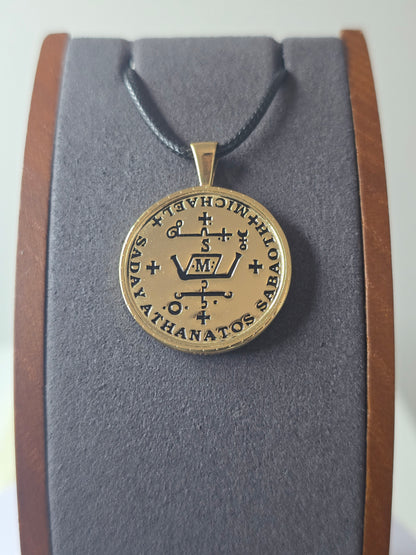 18 Karat vergoldeter Medaillon-Anhänger mit dem Heiligen Michael, christlicher Schmuck, religiöses Geschenk 