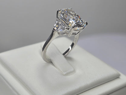Magic Cat – Radiant Trinity 925 Sterling Silver Three-Stone Zircon Ring (Size 7)