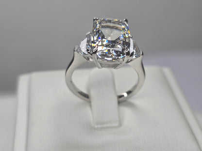 Magic Cat – Radiant Trinity 925 Sterling Silver Three-Stone Zircon Ring (Size 7)