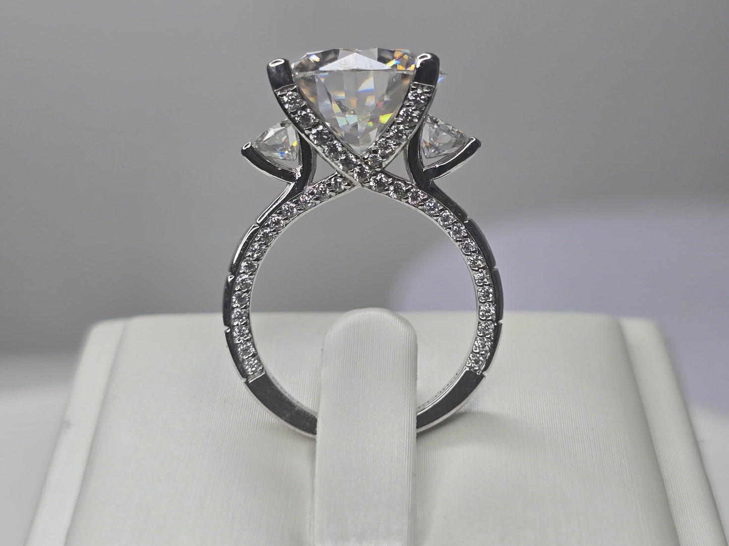 8 Carat Moissanite Engagement Ring in 925 Sterling Silver