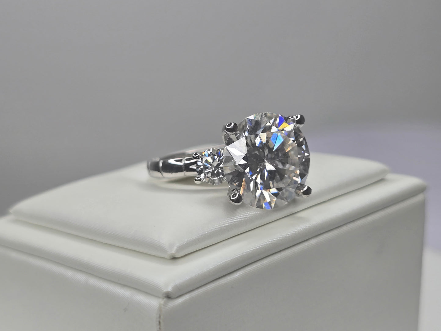 8 Carat Moissanite Engagement Ring in 925 Sterling Silver