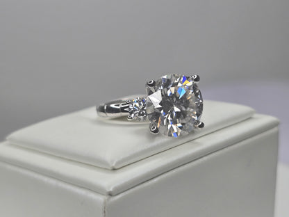 8 Carat Moissanite Engagement Ring in 925 Sterling Silver
