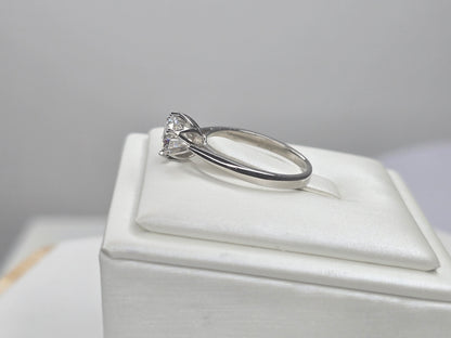 1 Carat Moissanite Engagement Ring in 925 Sterling Silver
