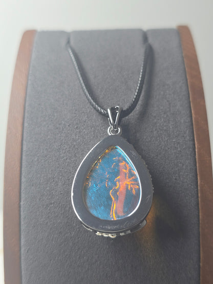 Tree of Life Moonstone Pendant in 925 Sterling Silver